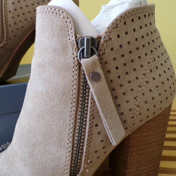 Universal Thread Women's Taupe Collie Open Toe Heeled Bootie Size 7 - Picture 11 of 11